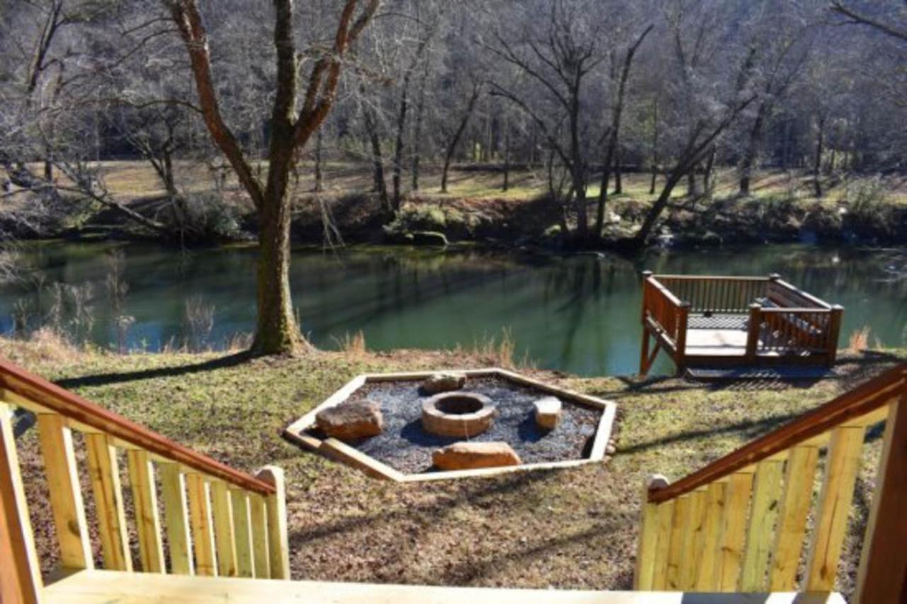 River Escape On The Toccoa بلو ريدج المظهر الخارجي الصورة